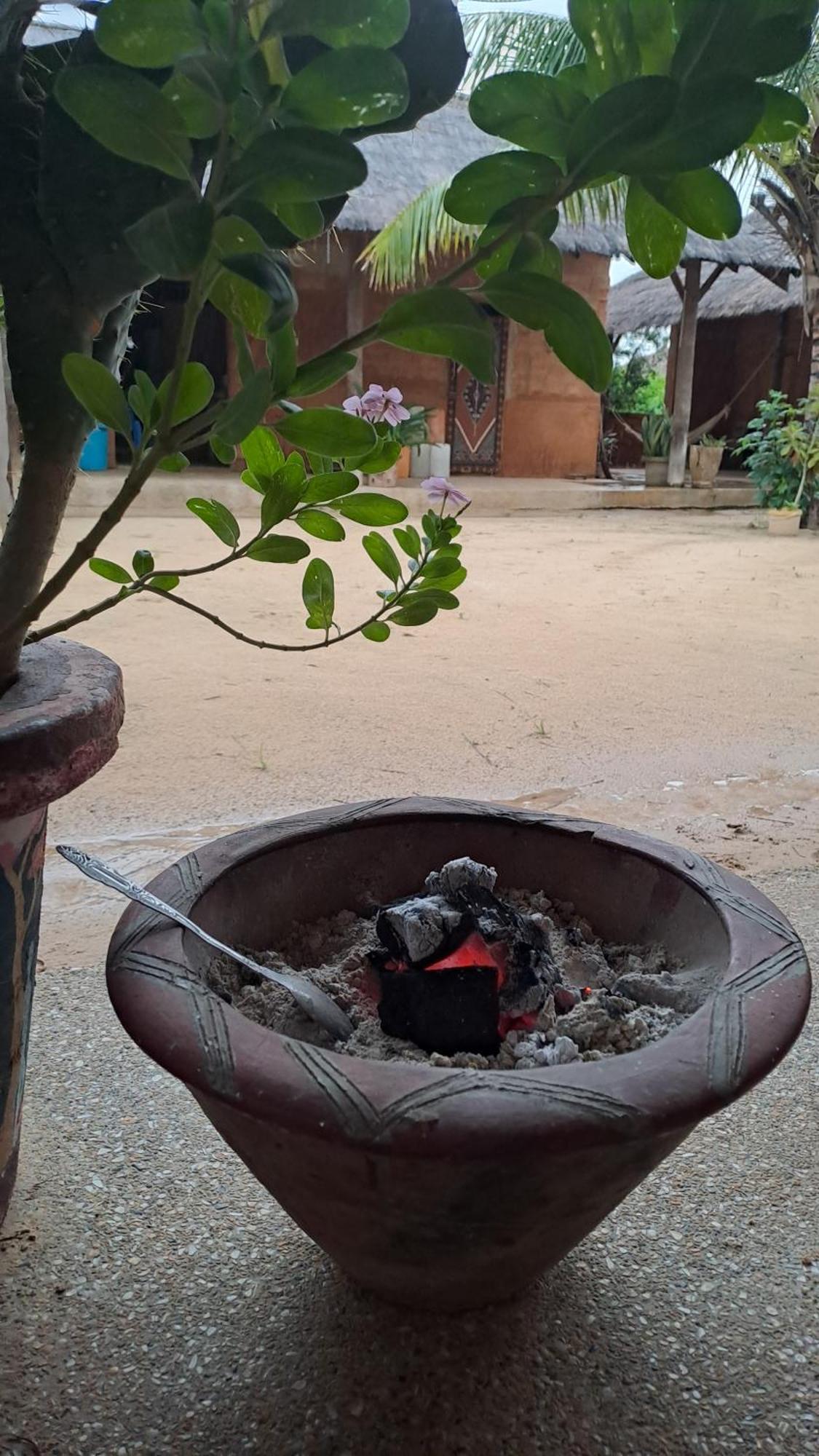 فندق Nguel Du Saloum - Chez Abdou Et Mar Mar Lodj المظهر الخارجي الصورة