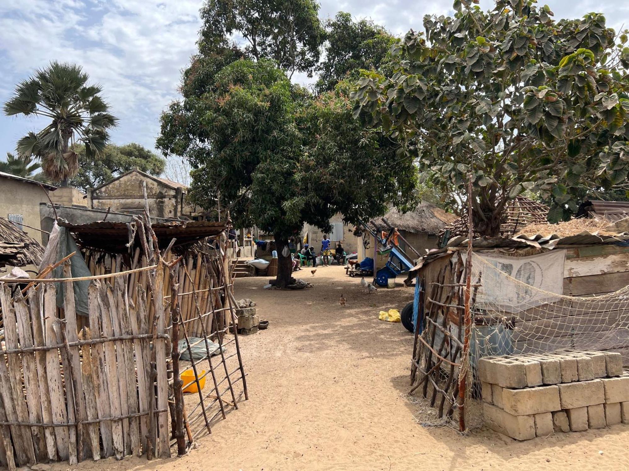 فندق Nguel Du Saloum - Chez Abdou Et Mar Mar Lodj المظهر الخارجي الصورة