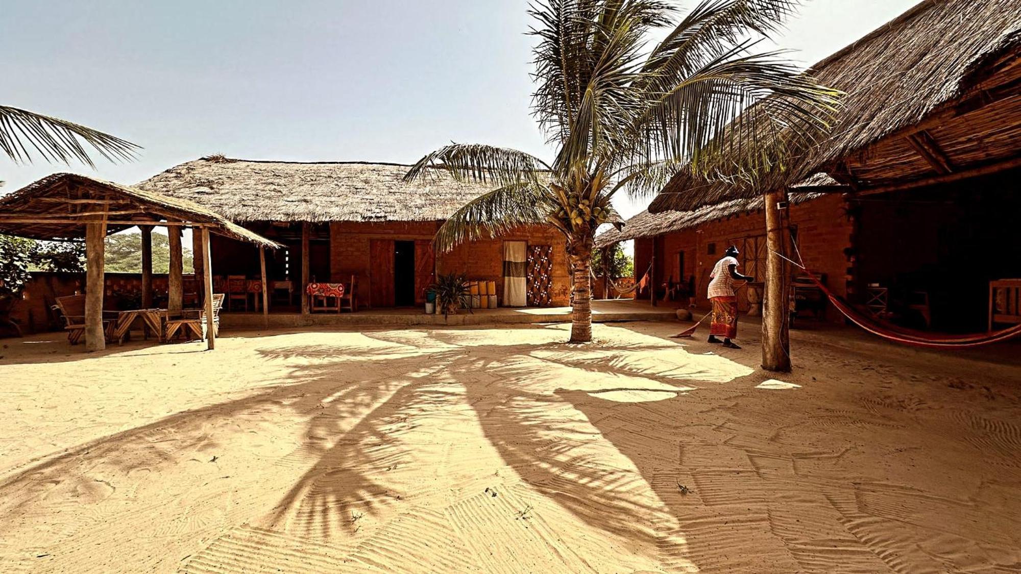 فندق Nguel Du Saloum - Chez Abdou Et Mar Mar Lodj المظهر الخارجي الصورة